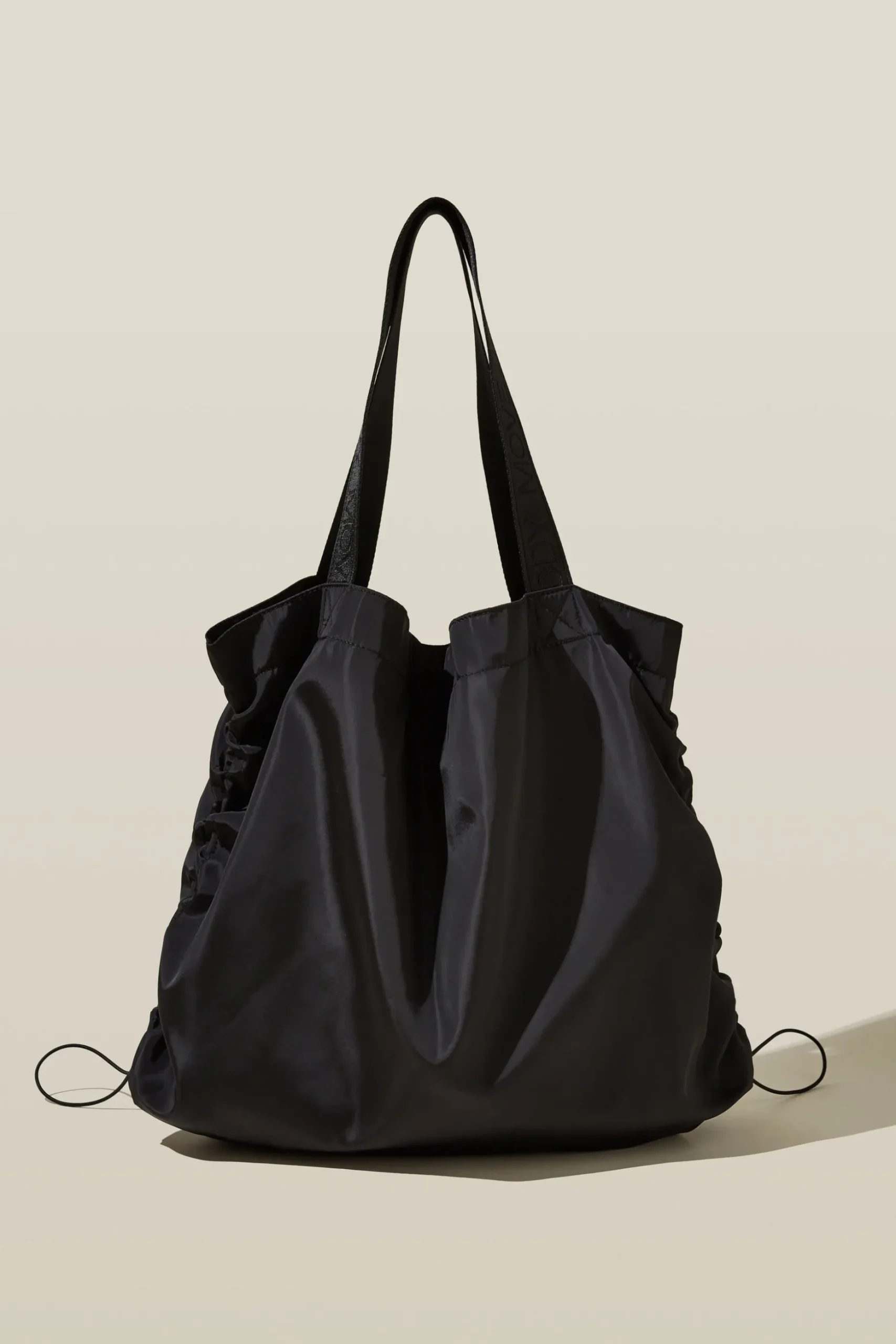 Active Carry All Tote