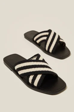 Bella Crossover Slide