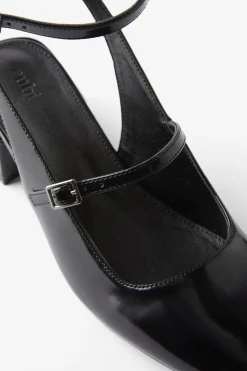 Blair Mary Jane Block Heel