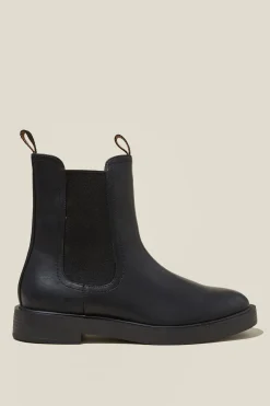 Blake Classic Ankle Boot
