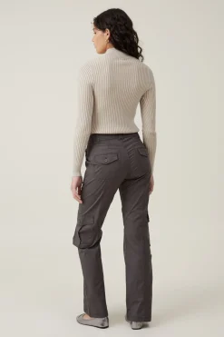 Bootleg Cargo Pant