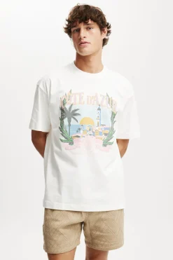 Box Fit Graphic T-Shirt