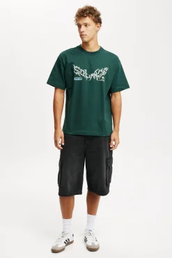 Box Fit Graphic T-Shirt