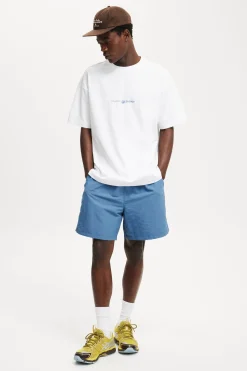 Box Fit Graphic T-Shirt
