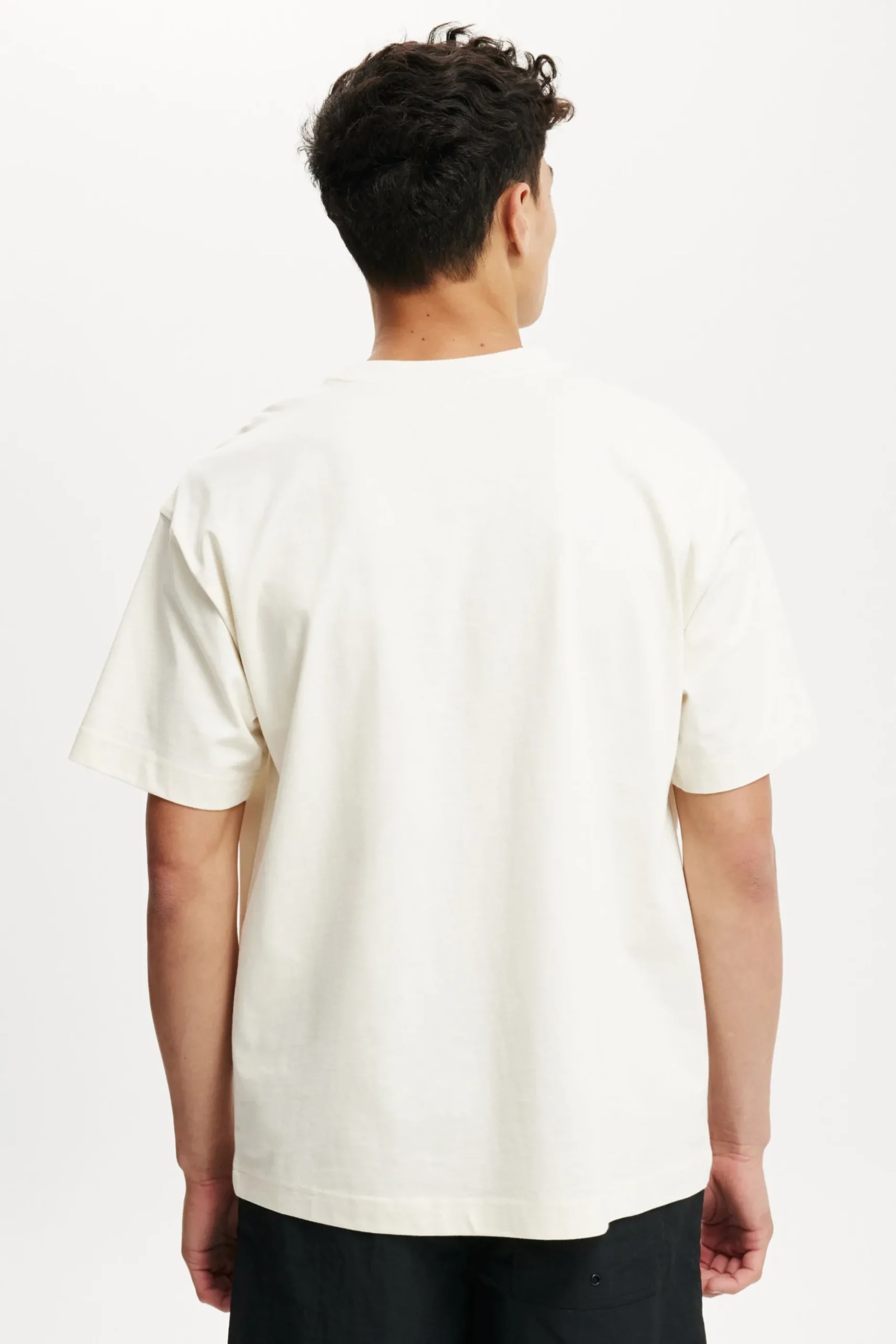 Box Fit Graphic T-Shirt