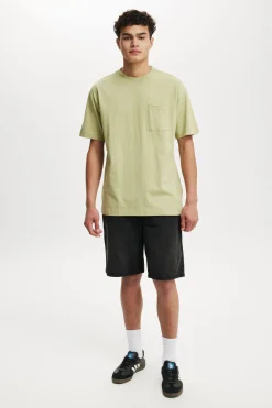 Box Fit Pocket T-Shirt