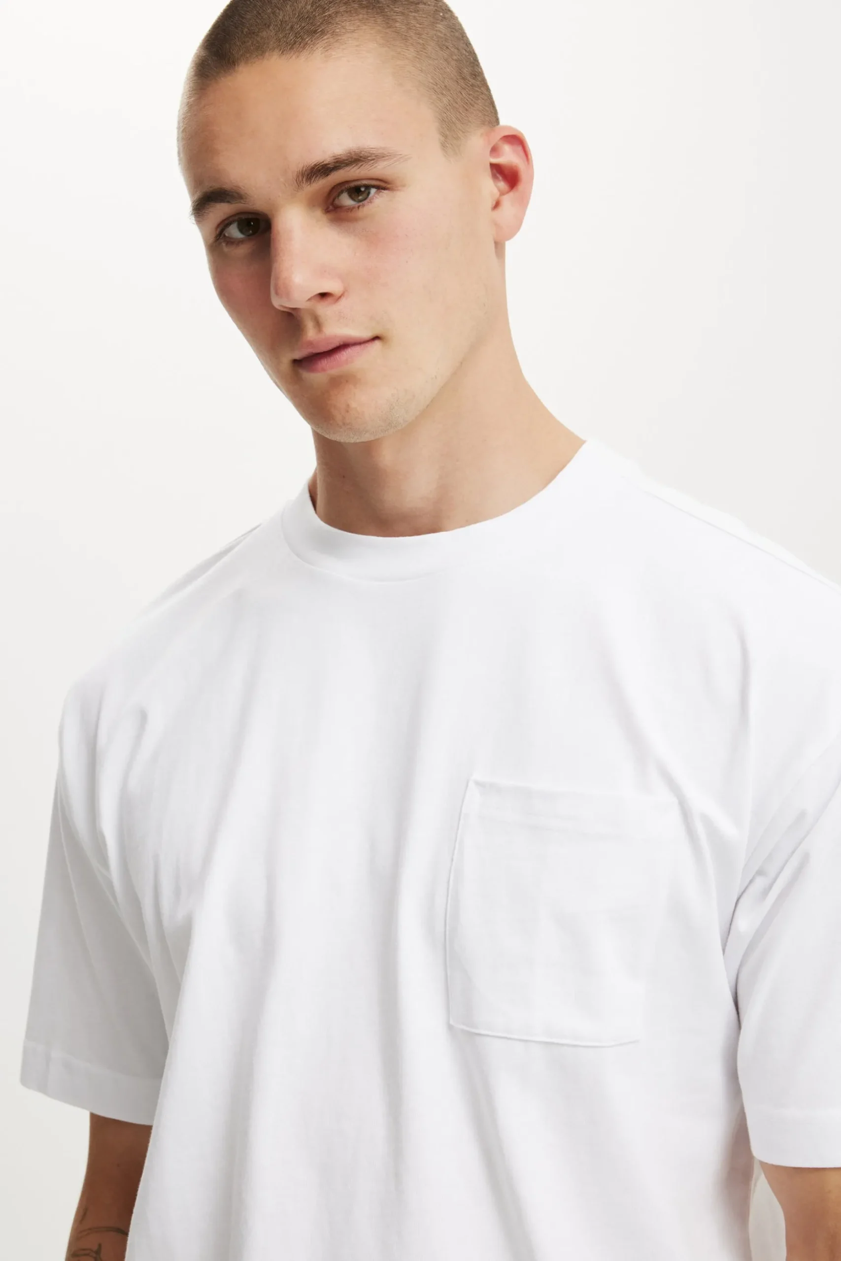 Box Fit Pocket T-Shirt