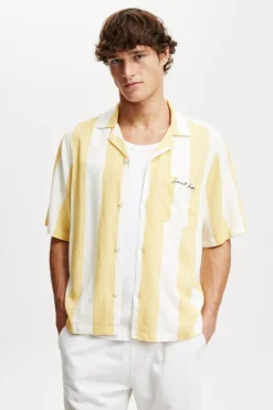 Box Fit Short Sleeve Shirt