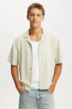 Box Fit Short Sleeve Shirt