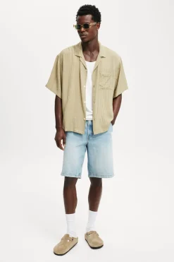 Box Fit Short Sleeve Shirt