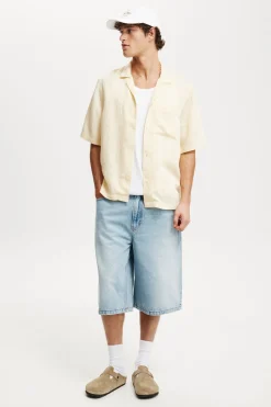 Box Fit Short Sleeve Shirt