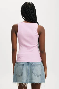 Byron Scoop Tank