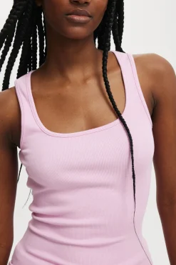 Byron Scoop Tank
