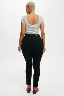 Curvy High Stretch Skinny Jean