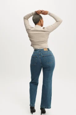 Curvy Stretch Bootcut Jean