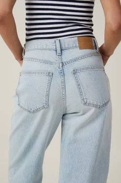 Loose Straight Jean