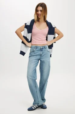 Low Rise Straight Jean