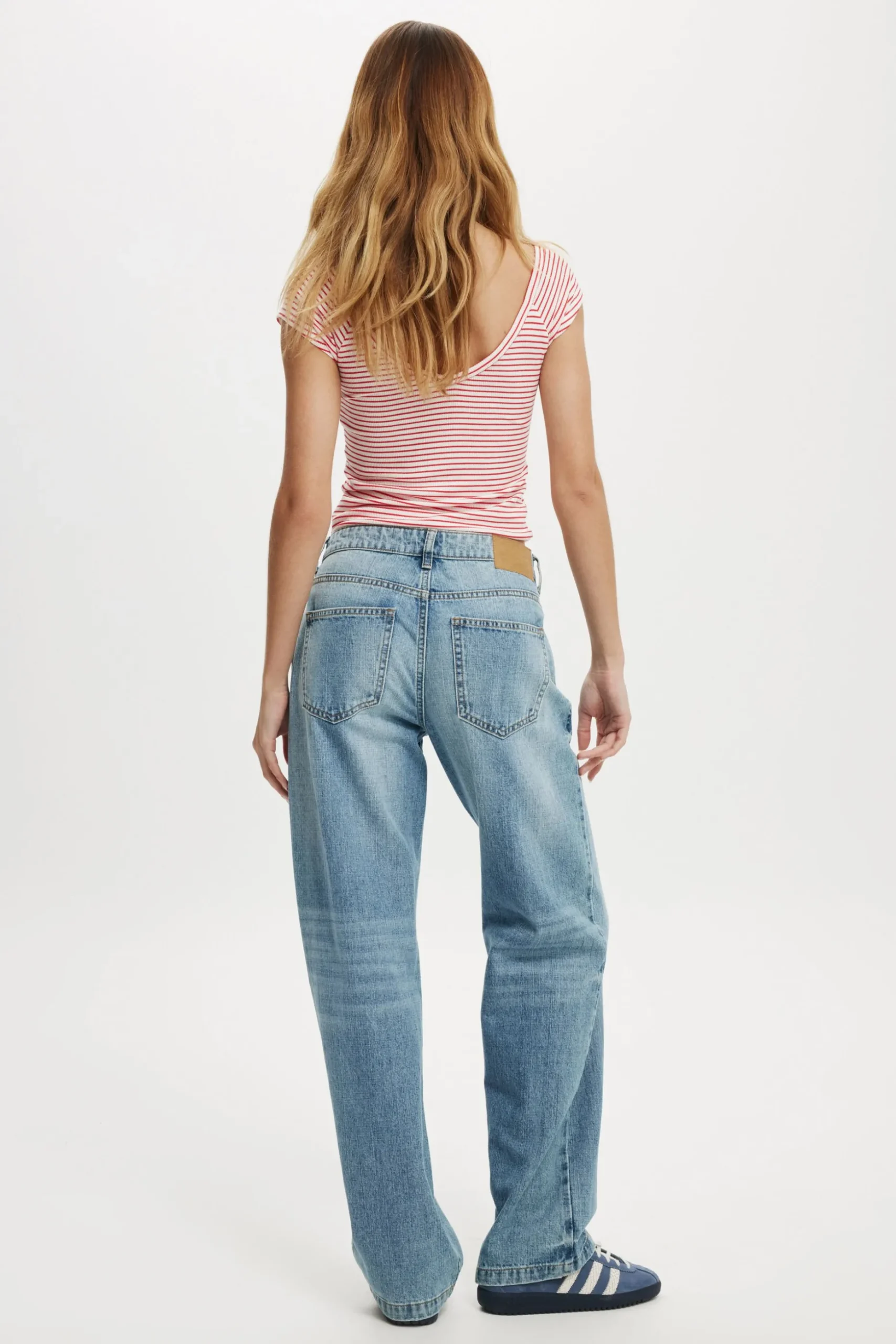 Low Rise Straight Jean
