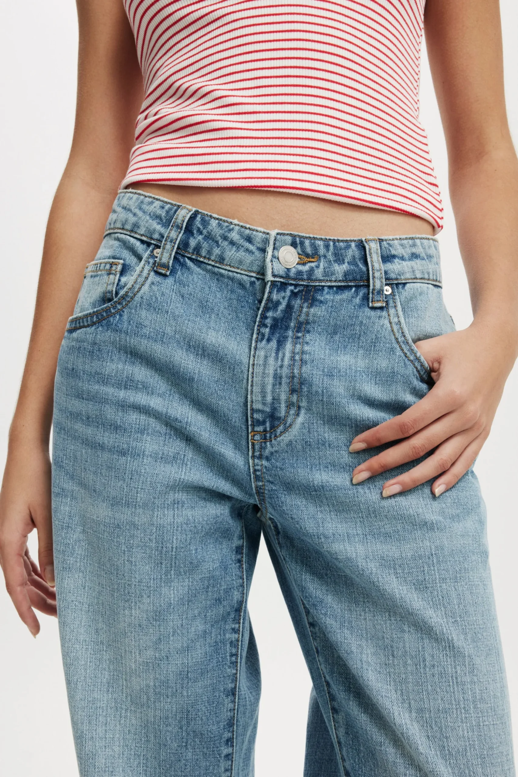 Low Rise Straight Jean