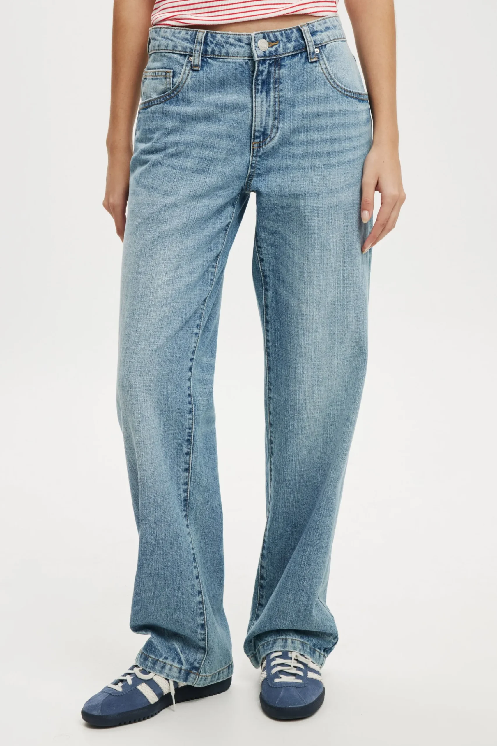 Low Rise Straight Jean