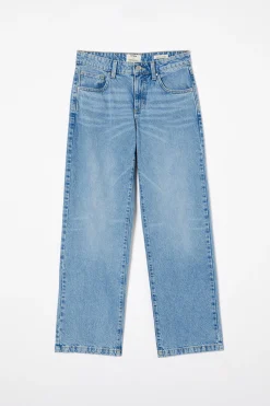 Low Rise Straight Jean