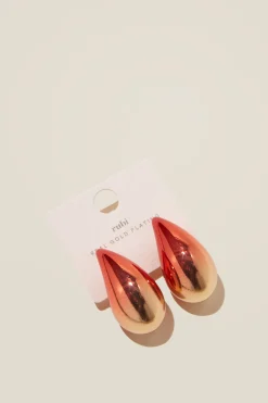 Mid Charm Earring