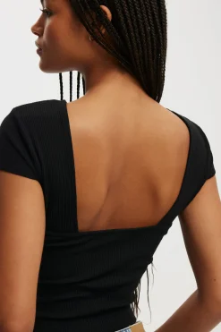 Rosa Low Back Short Sleeve Top