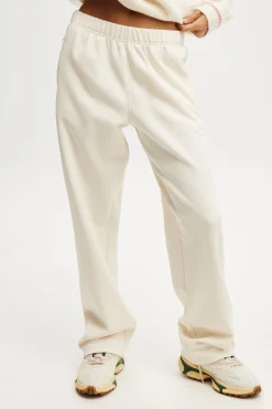 Summer Fleece Straight Leg Pant