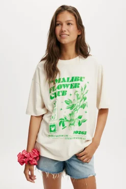 The Boxy Graphic Tee