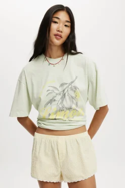 The Boxy Graphic Tee