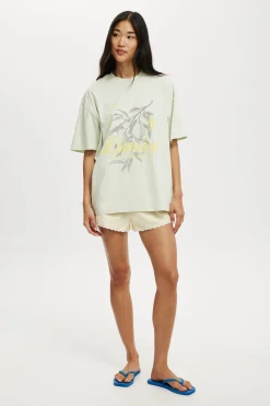 The Boxy Graphic Tee