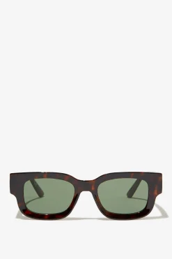 The Relax Sunglasses