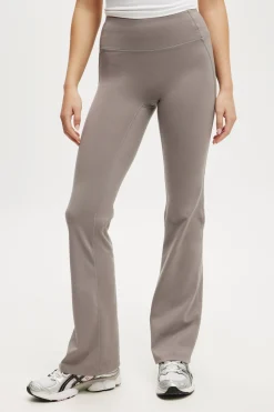 Ultra Soft Studio Flare