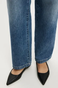 Zadie Slingback Point